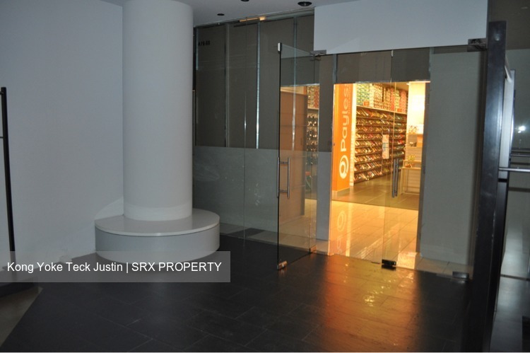 The Centrepoint thumbnail photo